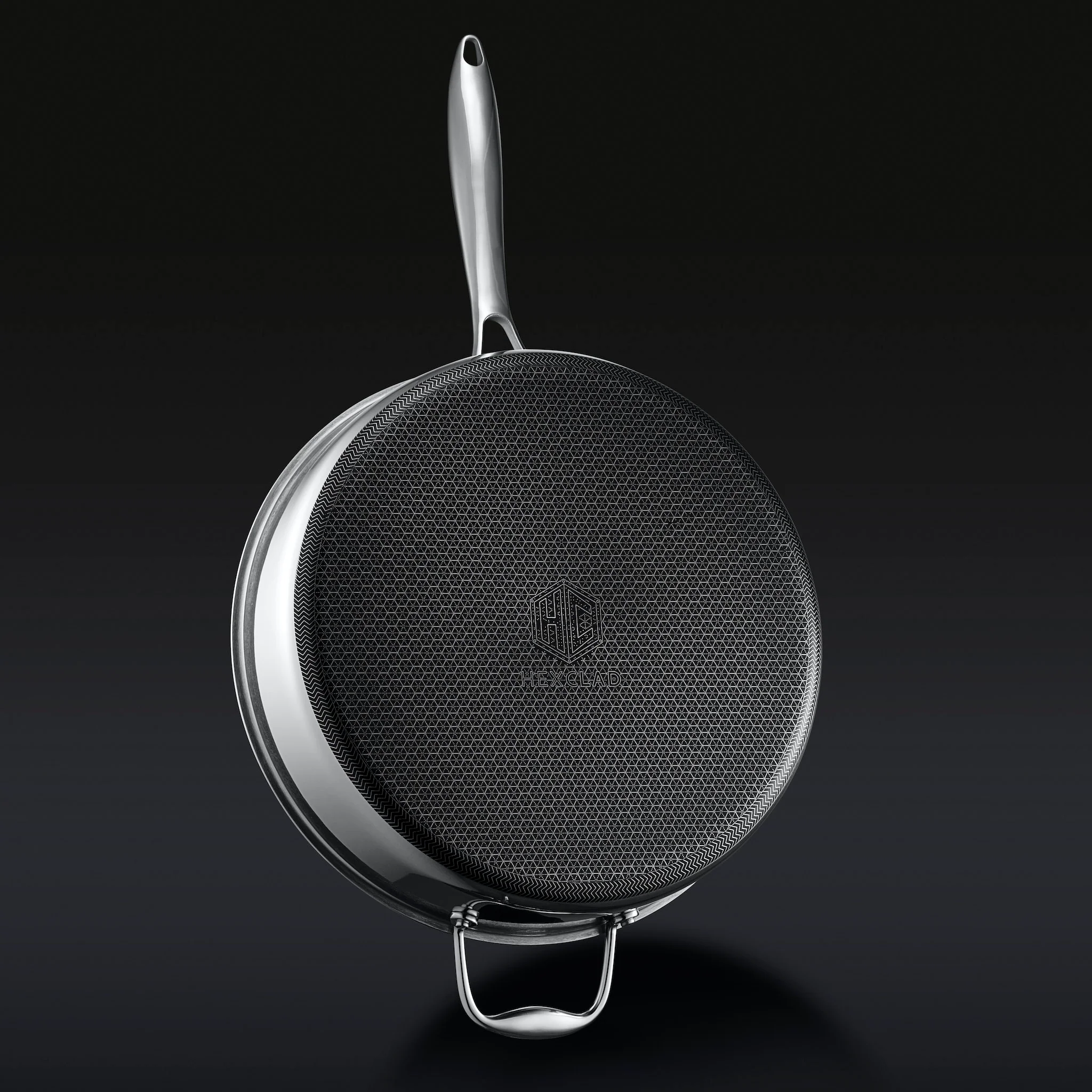 Hybrid Deep Sauté Pan with Lid, 5.5-Qt - Image 2